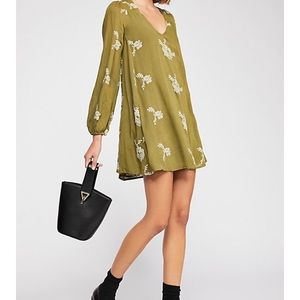 FREE PEOPLE Austin embroidered mini dress!!! Large